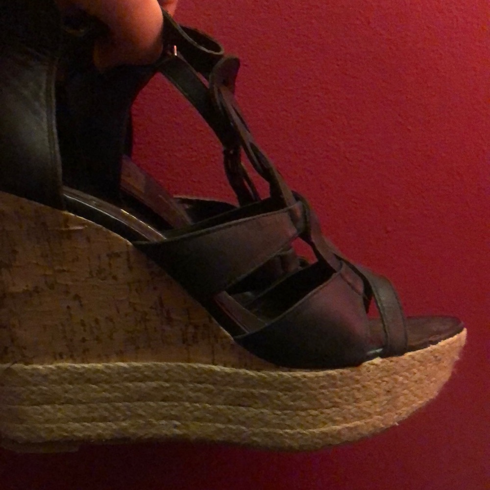 DOLCE VITA WEDGES 8.5